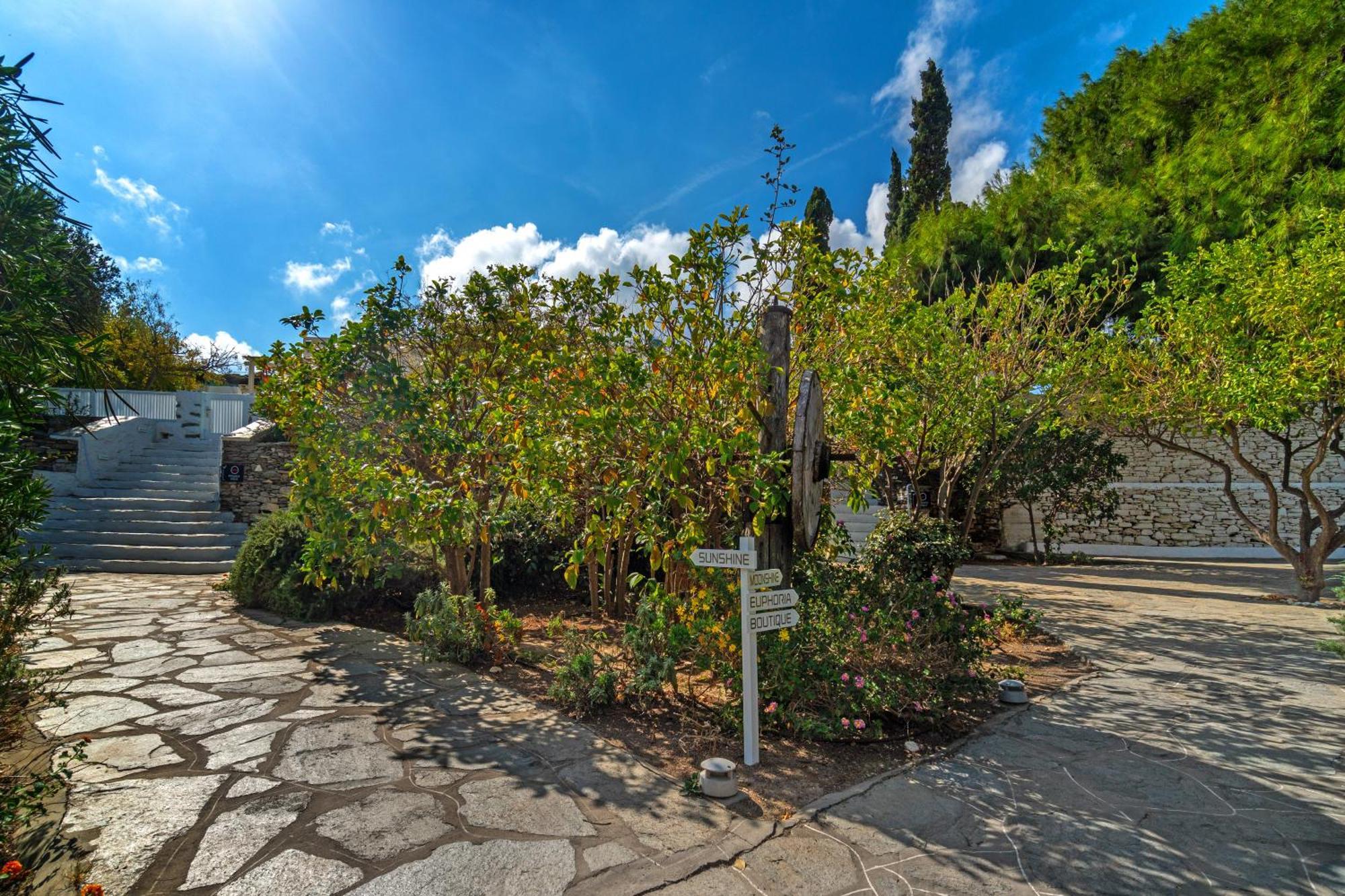 Rabagas Suites Luxury - In The Heart Of Sifnos Apollonía Esterno foto